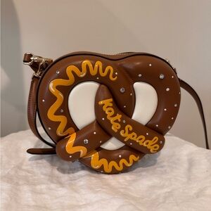 Kate Spade pretzel crossbody